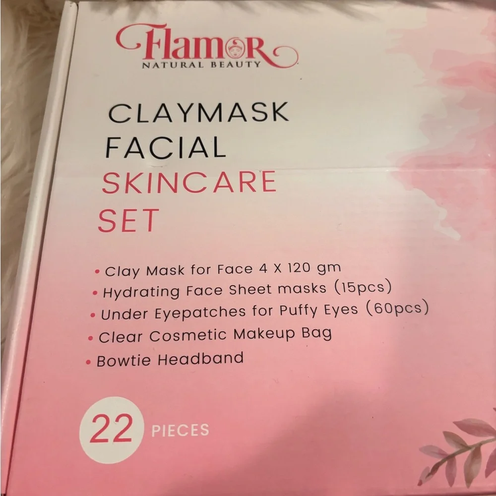 FLAMOR NATURAL BEAUTY 22 Piece Face Masks Skincare Boxed Set